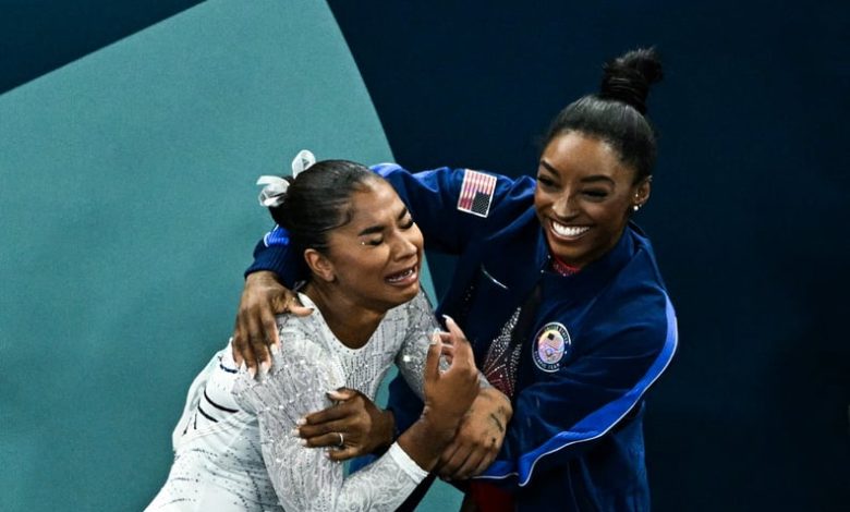 Silver medallist US' Simone Biles (R) and bronze medallist US' Jordan Chiles celebrate at the end of the artistic gymnastics women's floor exercise final during the Paris 2024 Olympic Games at the Bercy Arena in Paris, on August 5, 2024. (Photo by Lionel