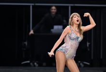 LONDON, ENGLAND - AUGUST 15: (EDITORIAL USE ONLY. NO STANDALONE PUBLICATION USE (NO SPECIAL INTEREST OR SINGLE ARTIST PUBLICATION USE; NO BOOK USE)) . Taylor Swift performs on stage during the